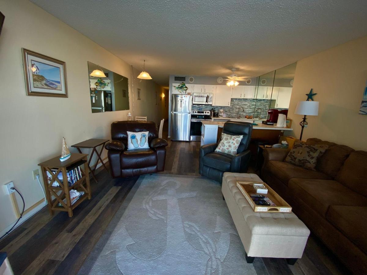 Royal Garden Resort Garden City Exterior photo